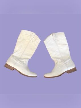 Frye Billy pull on white western boot